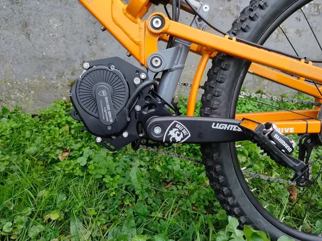 Full-suspension Mongoose