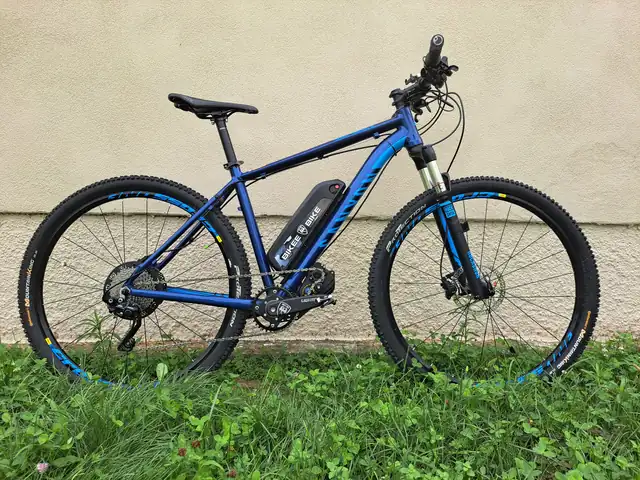 Hardtail blu